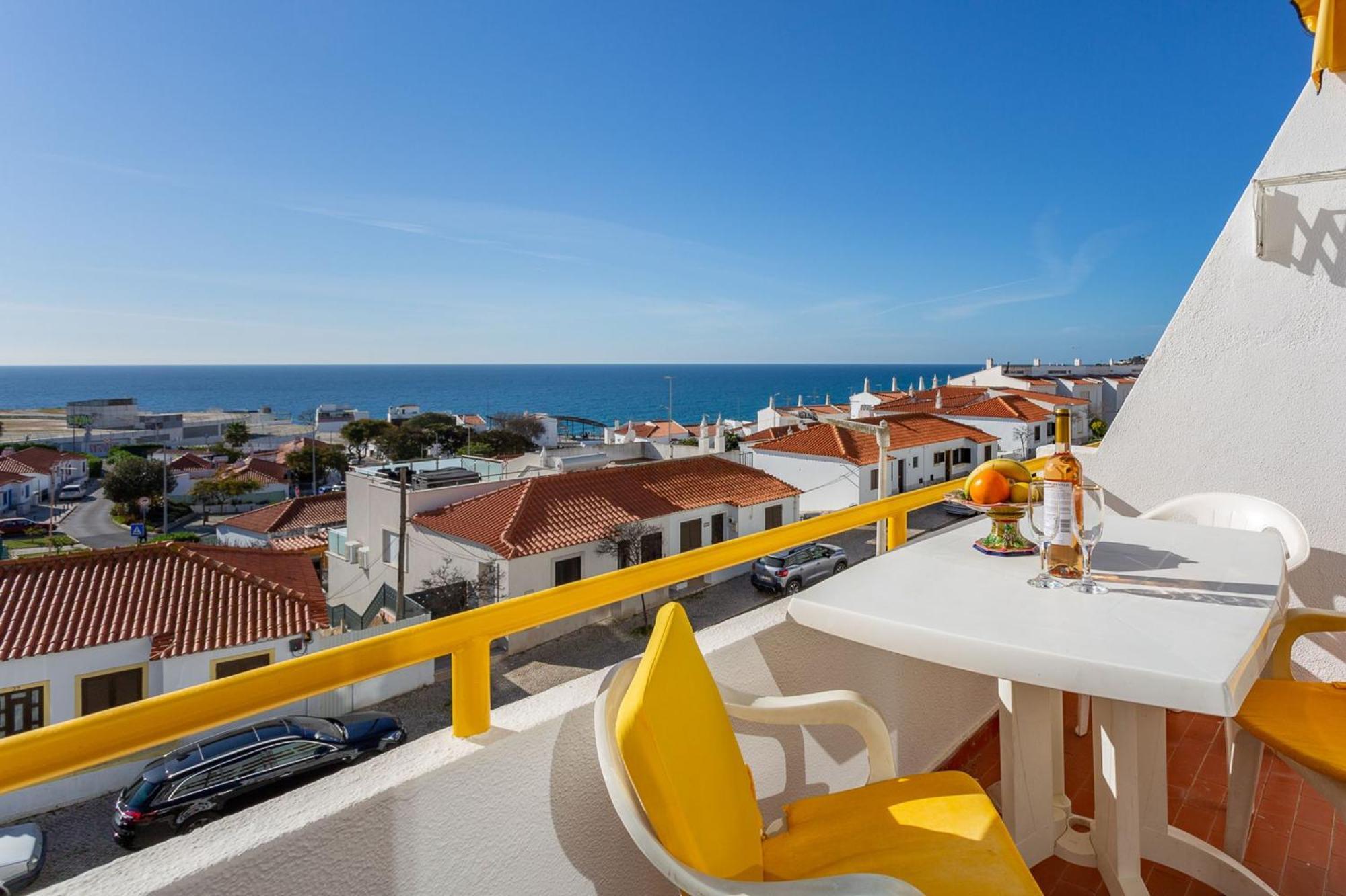 Typical T2 In Albufeira W/ Balcony By Lovelystay ภายนอก รูปภาพ