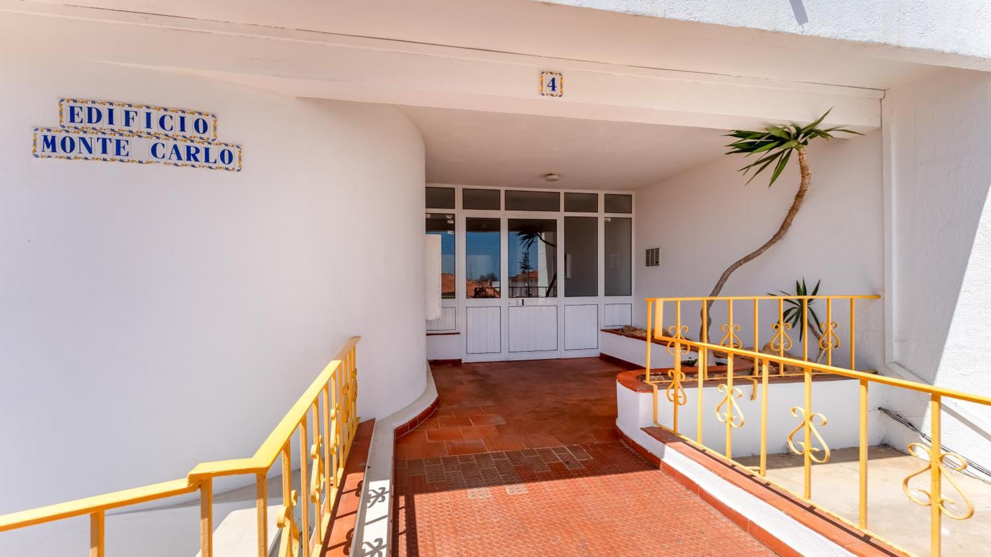 Typical T2 In Albufeira W/ Balcony By Lovelystay ภายนอก รูปภาพ