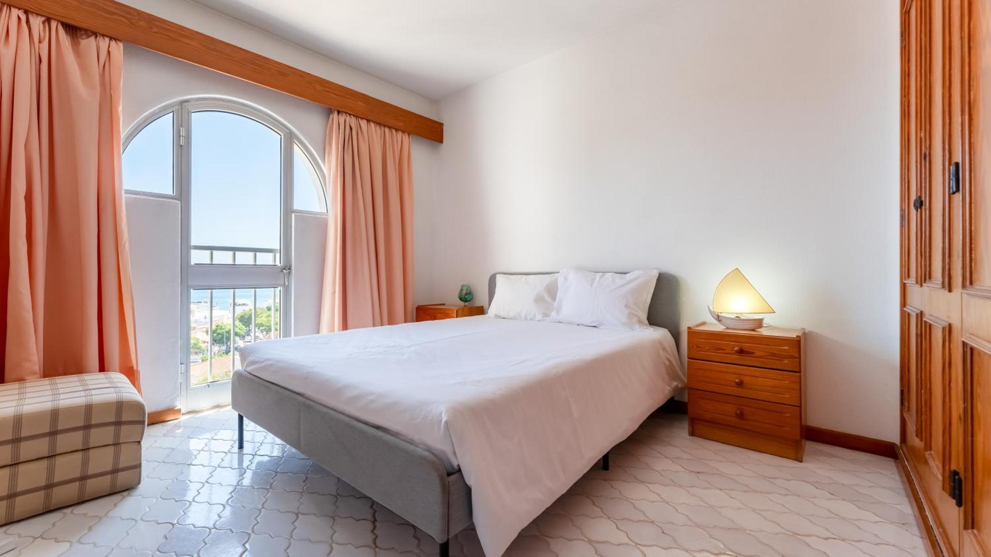 Typical T2 In Albufeira W/ Balcony By Lovelystay ภายนอก รูปภาพ